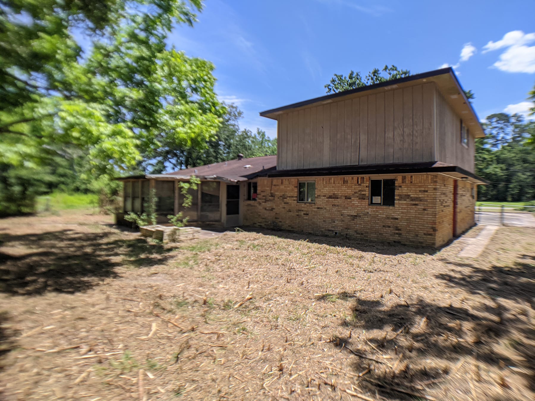 Online Auction Single Family Home 4327 McFarland Circle, Orange, TX