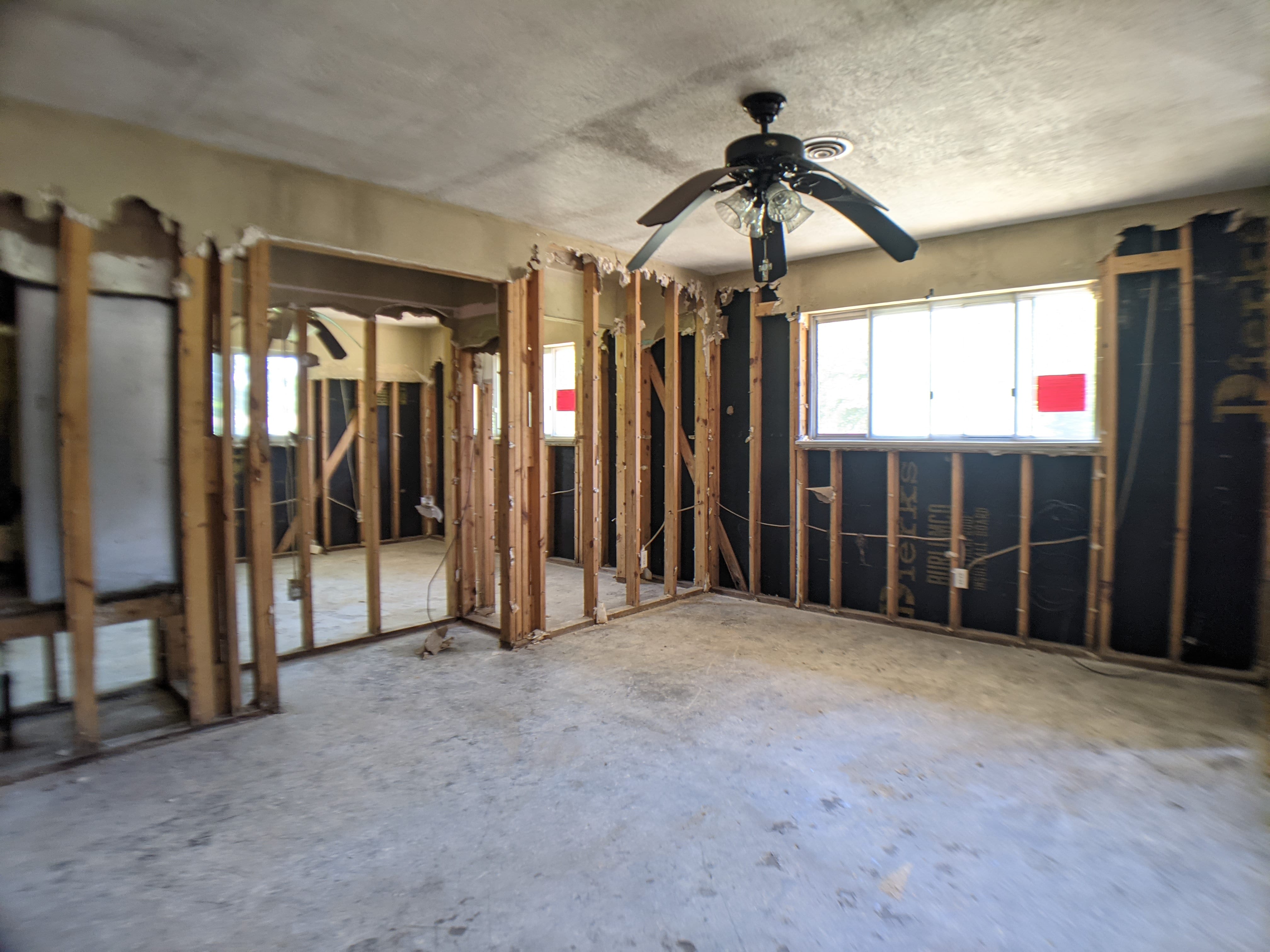 Online Auction Single Family Home 4327 McFarland Circle, Orange, TX