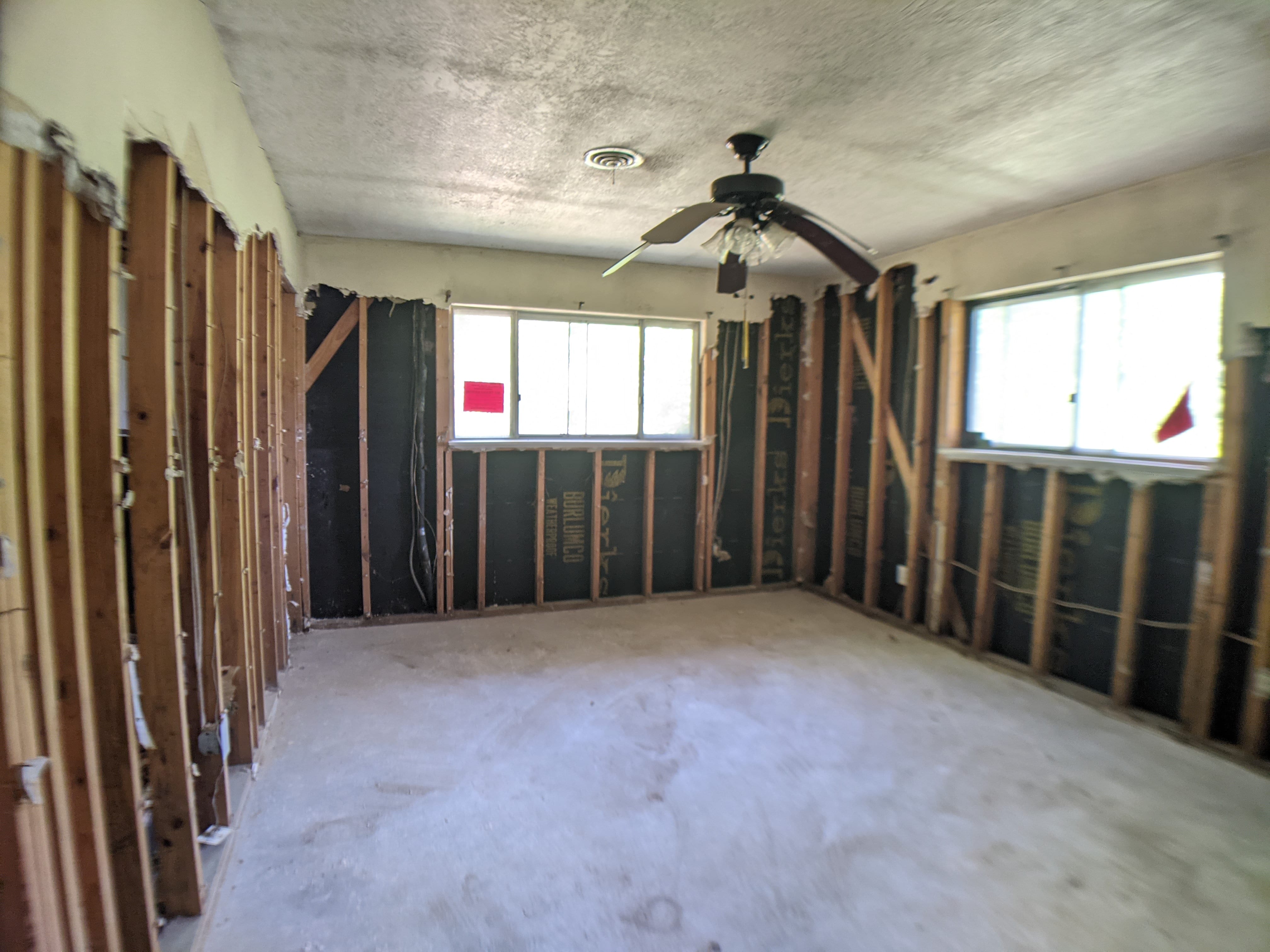 Online Auction Single Family Home 4327 McFarland Circle, Orange, TX