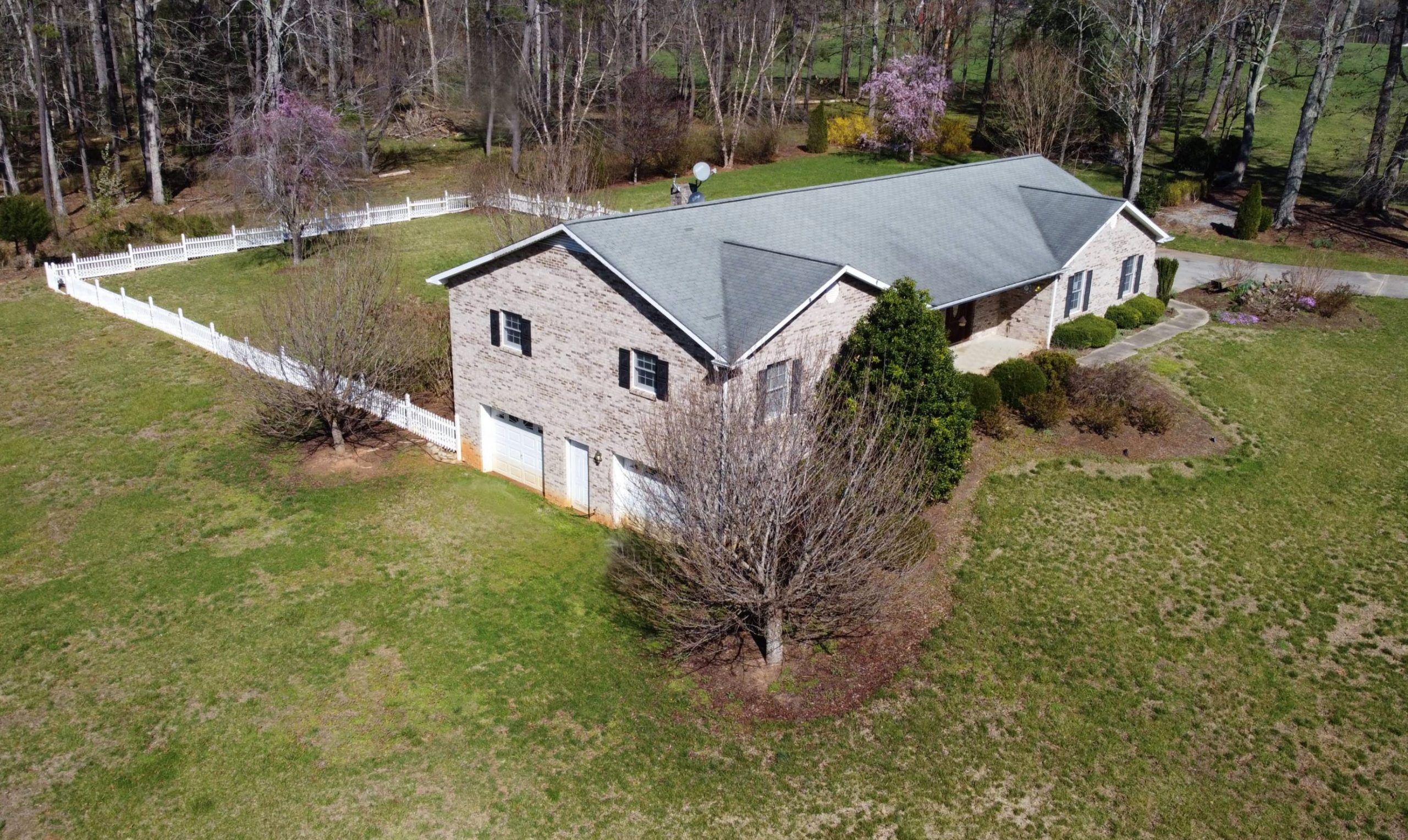 Online Auction Single Family Home, 1734 Orchard Drive, Lenoir, NC