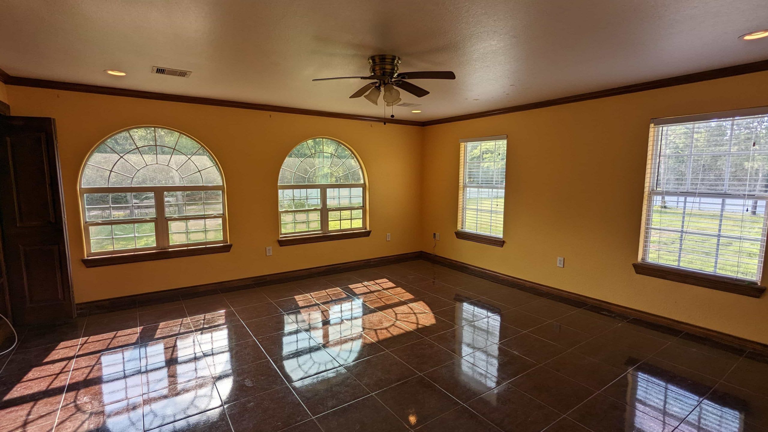 Online Auction Single Family Home, 3810 Post Oak Lane, Montgomery, TX