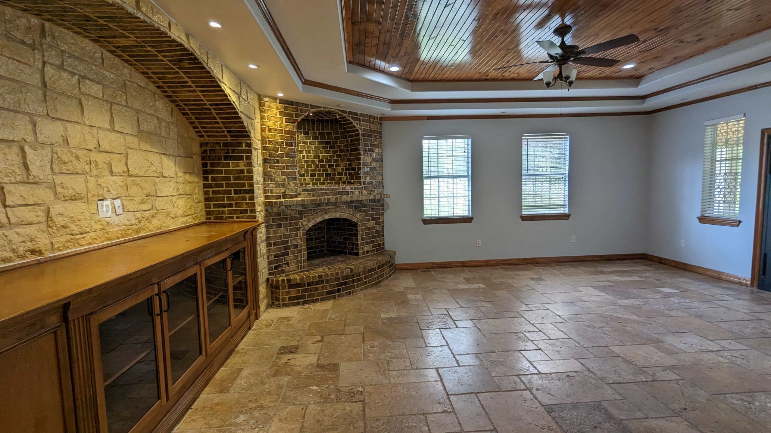 Online Auction Single Family Home, 3810 Post Oak Lane, Montgomery, TX